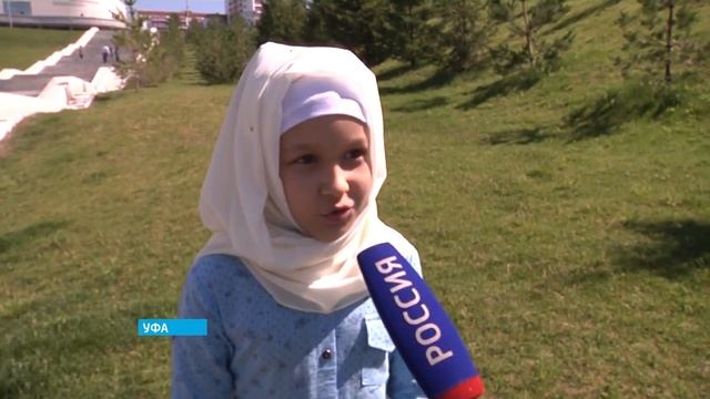 Мусульмане всего мира сегодня отмечают Ураза байрам смотреть онлайн