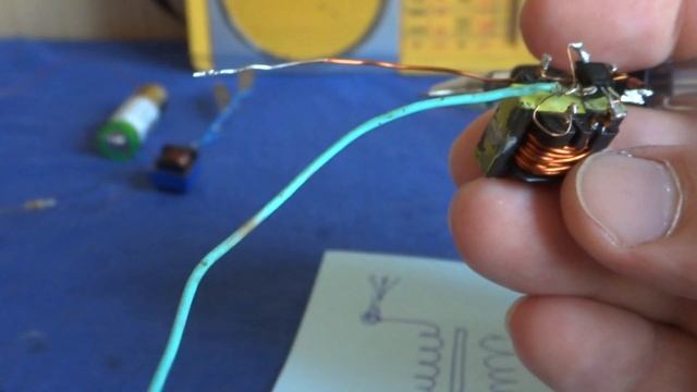 ✔️ КАК ПРОСТЕЙШИЙ ПОВЫШАЮЩИЙ СПАЯТЬ ⚒️ Делаем Трансформатор из Дросселя смотреть онлайн