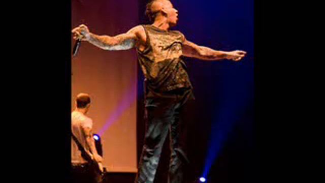 M.Shadows in The Underpants Song смотреть онлайн