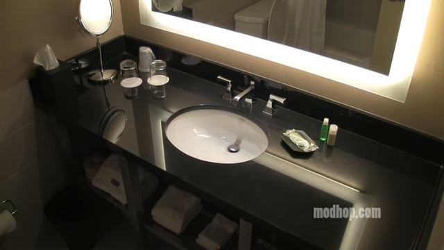 Westin Harbor Castle Toronto Downtown смотреть онлайн