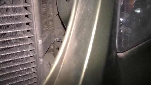 Шевроле Лачетти 1.6 (Замена радиатора) смотреть онлайн