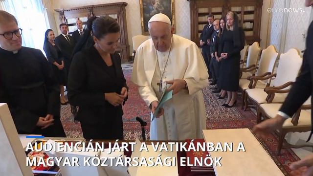 Magánkihallgatáson járt Novák Katalin köztársasági elnök Ferenc pápánál смотреть онлайн