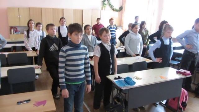 Физкульминутка - зарядка смотреть онлайн