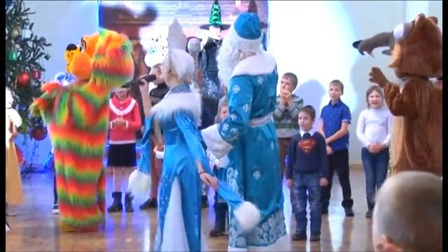 Новогоднюю сказку Краснодарской филармонии показали для детей украинских беженцев смотреть онлайн