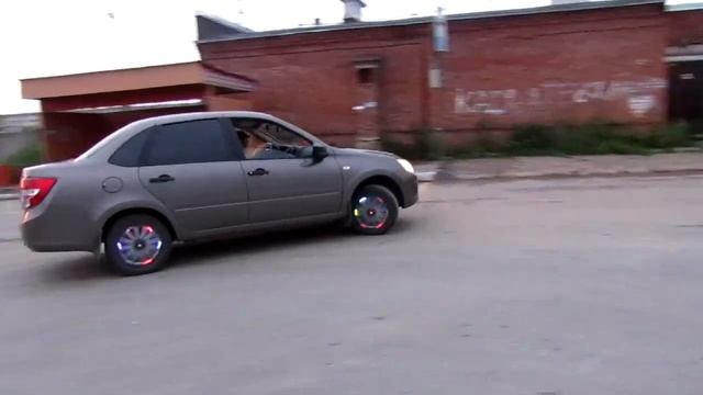 Дрифт на Ладе Гранте.