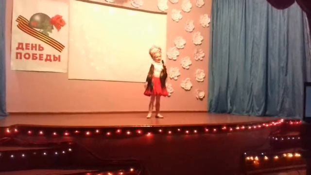 Песня " Валенки" исполняет Богачева Маша смотреть онлайн