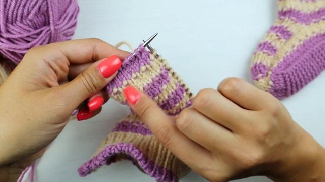 Детские тапочки спицами на ножку 14-15 см. Вяжем теплые и красивые следочки смотреть онлайн