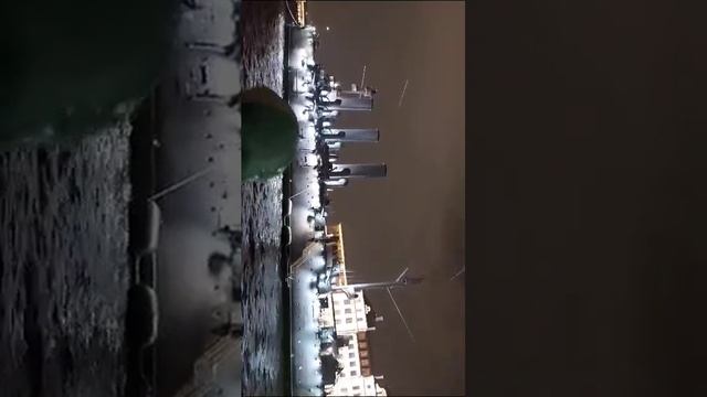 Что тебе снится, крейсер Аврора?