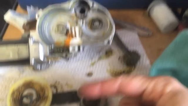 How to Fix a Broken Rear Wiper Motor in a 2003 Saturn Vue V6 AWD смотреть онлайн