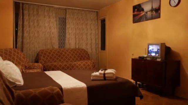 Квартира посуточно Киев: Видеообзор квартиры в сердце города ✔️ Безопасная аренда смотреть онлайн