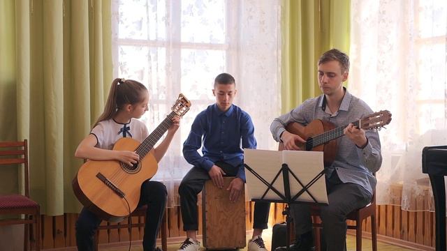 Прощание славянки - исп. Тонких Милана и Брыков Иван, кахон - Алпатов Иван смотреть онлайн