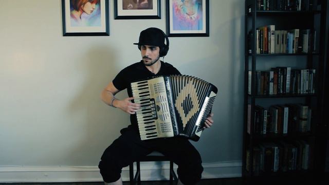 La Casa de Papel (Money Heist) - Bella Ciao - Accordion Cover смотреть онлайн