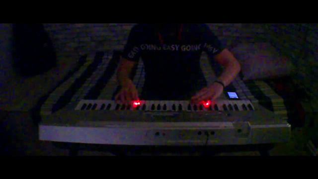 Billie Eilish / Piano caver смотреть онлайн