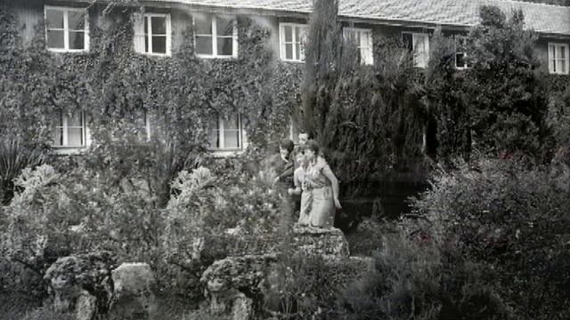 Ансамбль им. Локтева в Болгарии. 1964 г. КРЕМИКОВЦЫ, Варна, Пловдив... Фото В.Ионченков смотреть онлайн