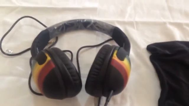 SKULLCANDY HESH 2.0 HEADPHONE RASTA COLOR [WITH MIKE ]UNBOXING AND REVIEW смотреть онлайн