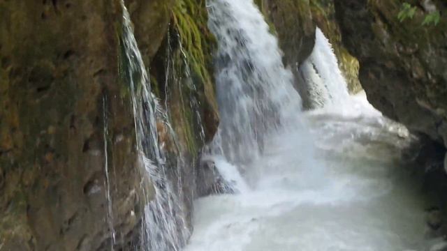 ВОДОПАД 3 смотреть онлайн