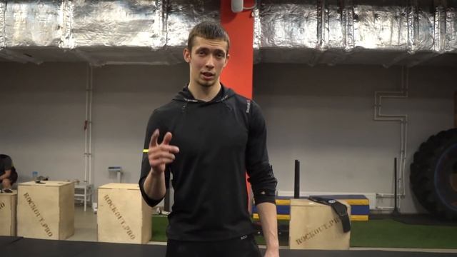 Лучшее упражнение для спины? Александр Капралов & Денис Вовк - Силачи Старой Школы смотреть онлайн