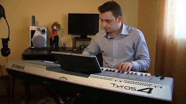 Tyros 4 Demo 2 Vasi Onica смотреть онлайн