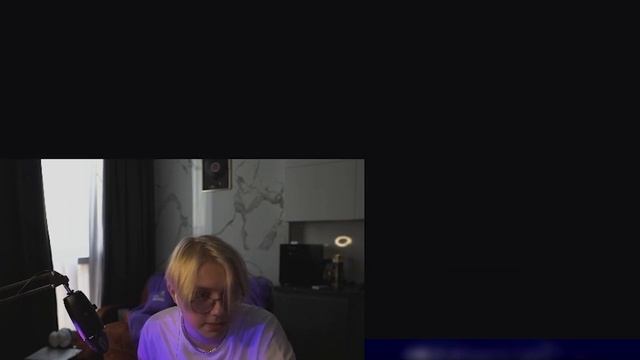 ДРЕЙК СМОТРИТ КЛИПЫ С ДНЯ РОЖДЕНИЯ смотреть онлайн