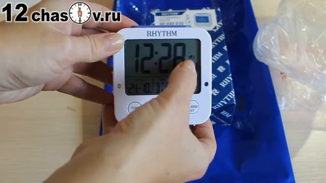 Японский будильник с ночной подсветкой Rhythm LCT082NR03 смотреть онлайн