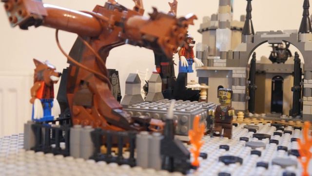 Lego Monster Fighters Halloween MOC Vampyre Castle Zombies Ghost Train Werewolf & Graveyard display смотреть онлайн