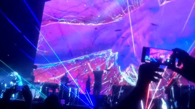 Roger Waters смотреть онлайн