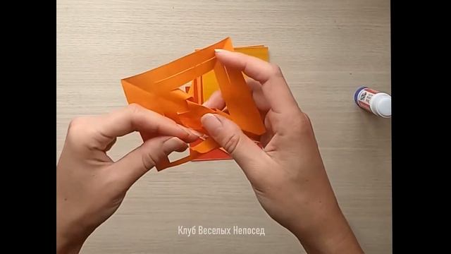 ЛИСТИК ЖЕЛТЫЙ. ЛИСТИК КРАСНЫЙ. ЯРКАЯ ОСЕННЯЯ ПОДЕЛКА ИЗ БУМАГИ. смотреть онлайн