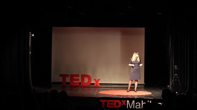 Большие люди маленьких городов | Наталья Халанская | TEDxMahilyow смотреть онлайн