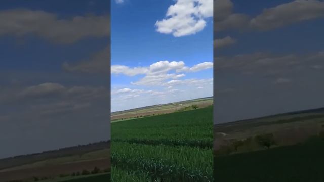 Новостройки с огромными призмами окон