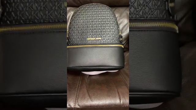 ⭐️Рюкзак MICHAEL KORS⭐️ смотреть онлайн