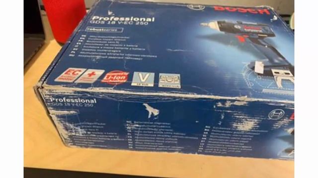 Большая уценка на профессиональный инструмент аккумуляторный ударный гайковерт Bosch GDS 18 V-EC 25 смотреть онлайн