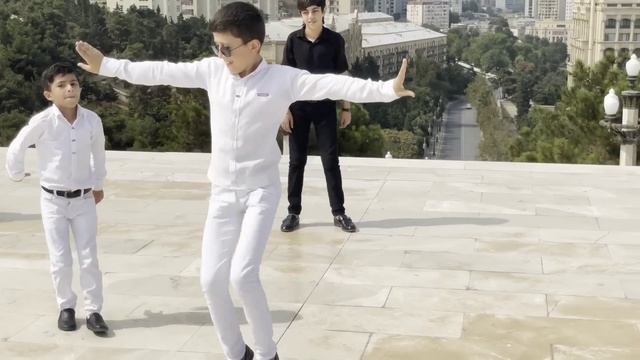 Yeni Trend?Aydin Xırdalanli Remix Bass Gerek Salım Loo Cıxım Gedim Men?Nicat Azadli Dersler Ecemi?