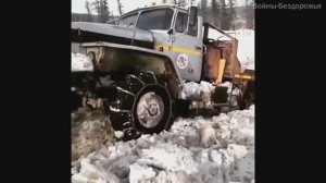 Гордость советского автопрома! Русские грузовики на бездорожье.