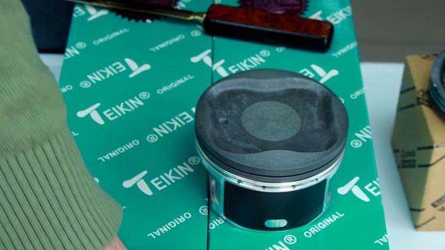 1GRFE (4L) Toyota поршни нового образца (обзор) смотреть онлайн