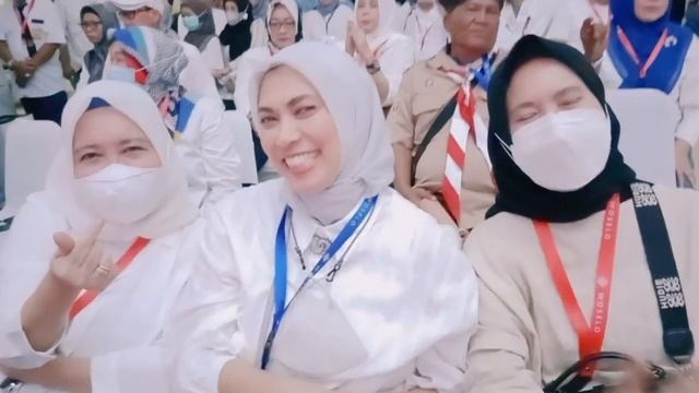 Play Canasta - the classic card game! || Wong Sei Gerong Galo смотреть онлайн