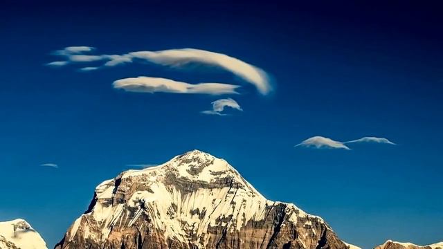 Eat the world in Kathmandu, the perfect end to a trek in Nepal - Nepal Advanture Travel смотреть онлайн