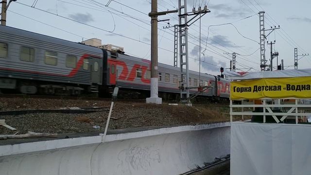 2ЭС4К – 085 с поездом №345С Адлер – Пермь смотреть онлайн