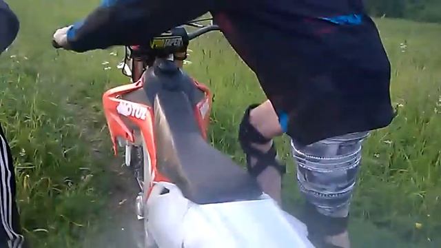 Первый раз на мотоцикле... смотреть онлайн