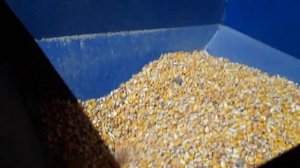 Зернодробилка для кума с увеличенным бункером