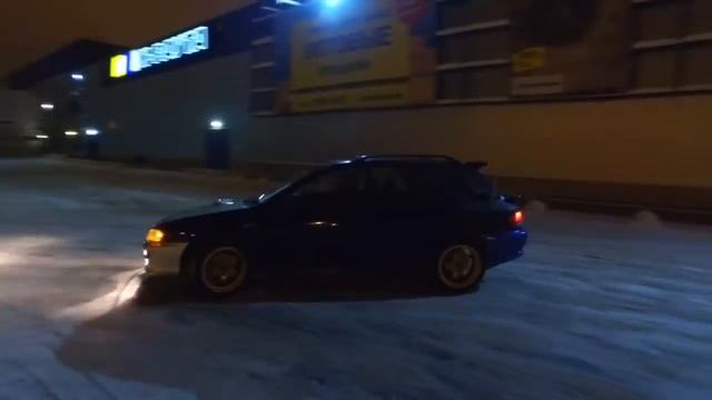 SUBARU & INFINITI SNOW SLIDE смотреть онлайн