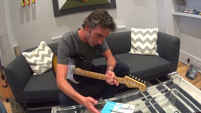 What's On Your Shelf? Episode 2 - A 1957 Fender Catalogue смотреть онлайн