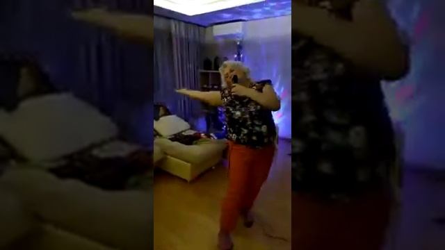 теща танцует с зятем. смотреть онлайн