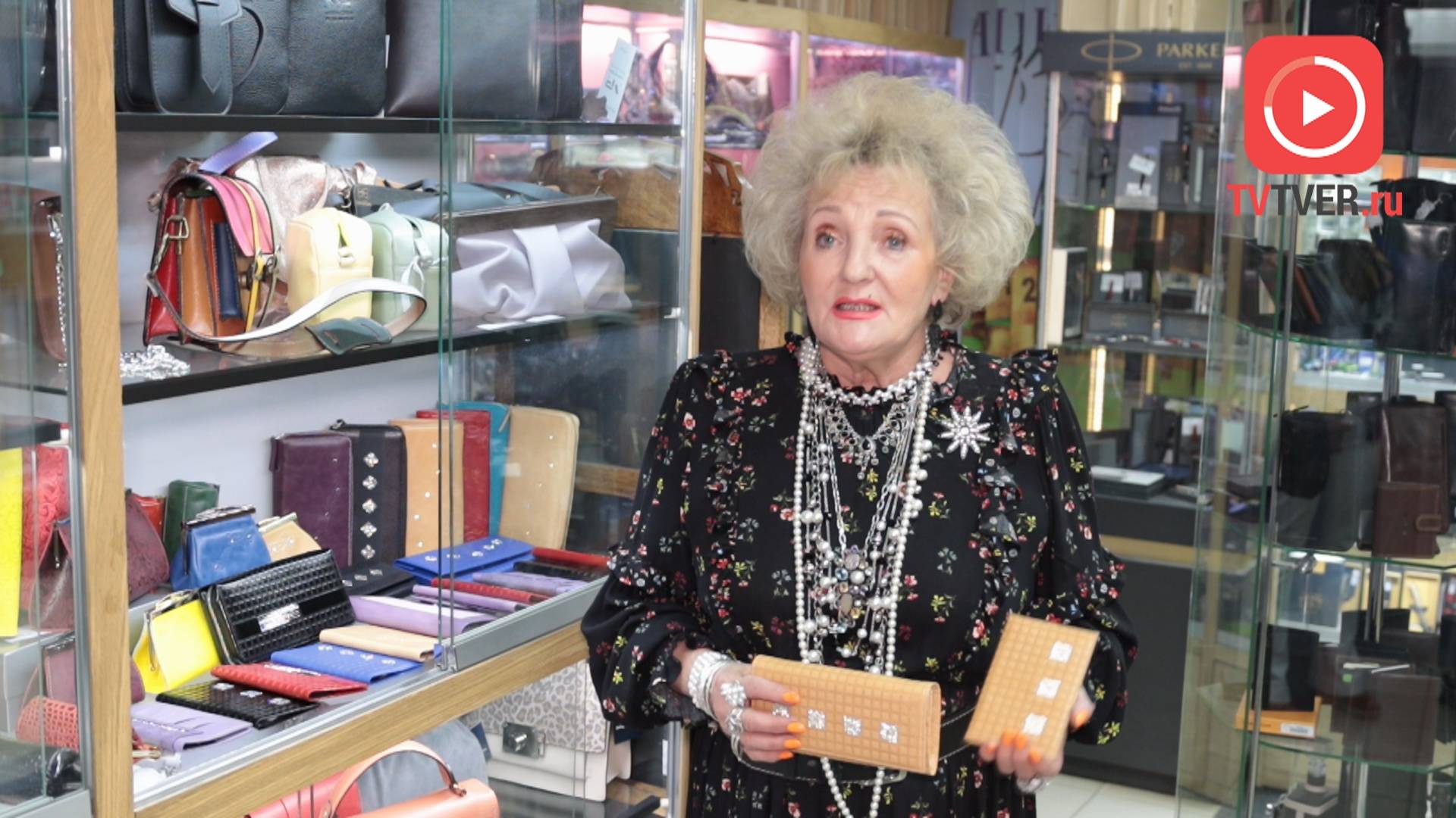 Магазин «Секретарь Скрепкин» представляет новую коллекцию аксессуаров из кожи и премиальных ручек смотреть онлайн