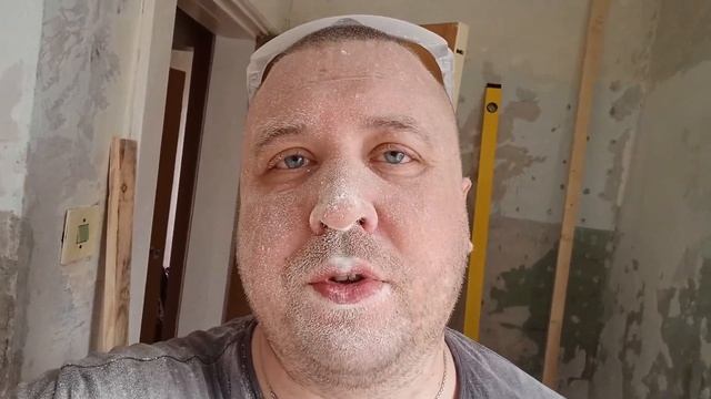 Наш кирпичный дом. Земля такая, что вилы ломаются! Арбузы взошли! Садим картошку. смотреть онлайн