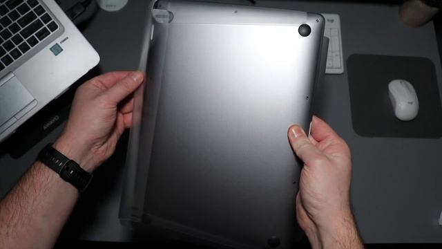 Brand New M1 MacBook Air Unboxing, Worth The Hype?!? смотреть онлайн