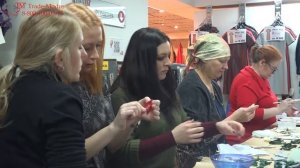 Сделать своими руками из кожи цветок или Мастер класс по кожаным цветам