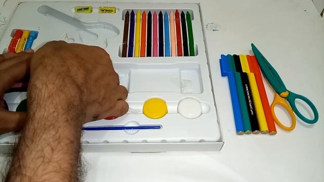 Faber Castell ART & CRAFTS KIT смотреть онлайн