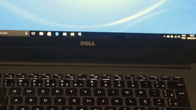 Unboxing Novo Notebook DELL Inspiron 15 7560 Ultrafino i7-7500U 7ª G смотреть онлайн