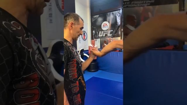 Болевой прием / Используем пальцы/Контроль противника