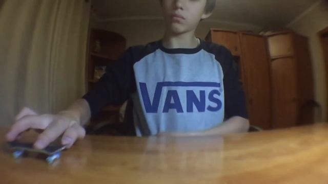 45 ТРЮКОВ НА ФИНГЕРБОРДЕ | 45 TRICKS ON A FINGERBOARD смотреть онлайн